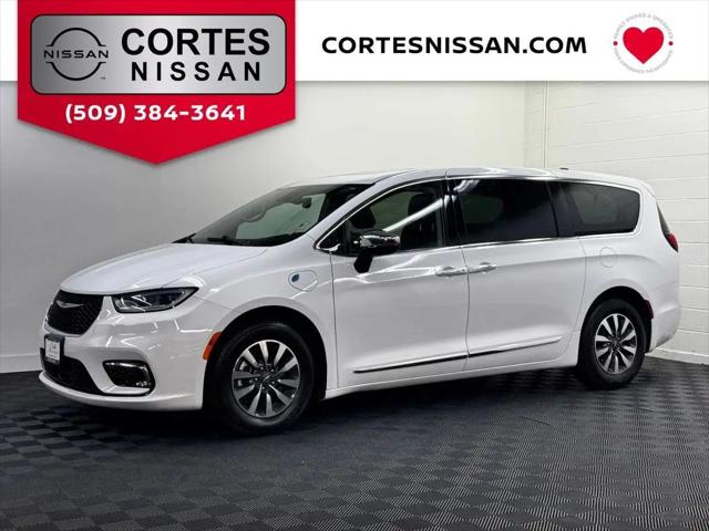 2023 Chrysler Pacifica Hybrid Limited for sale in Spokane Valley, WA