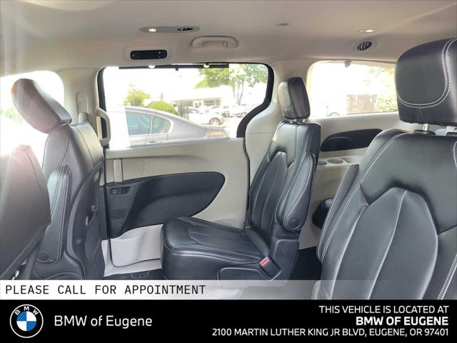 2023 Chrysler Pacifica Touring L