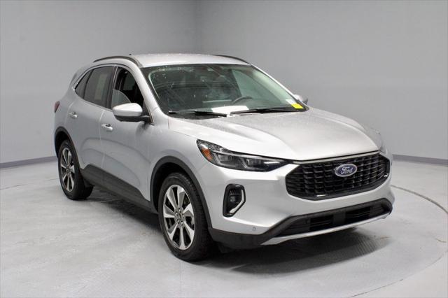 2023 Ford Escape Platinum for sale in Groveport, OH