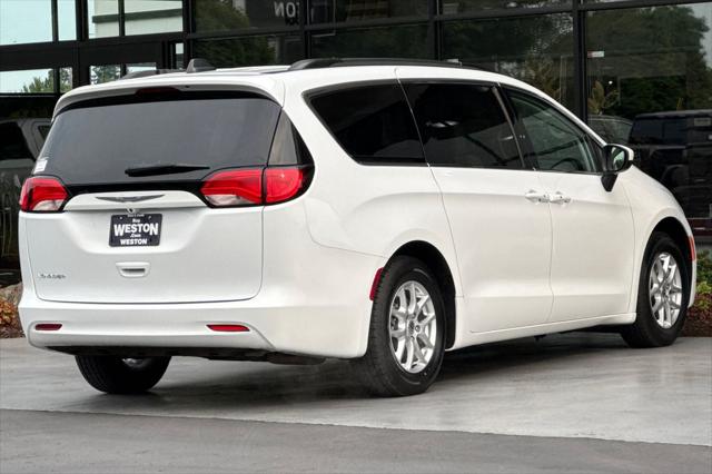 2021 Chrysler Voyager LXI