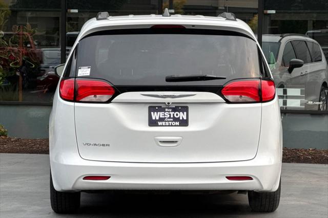 2021 Chrysler Voyager LXI