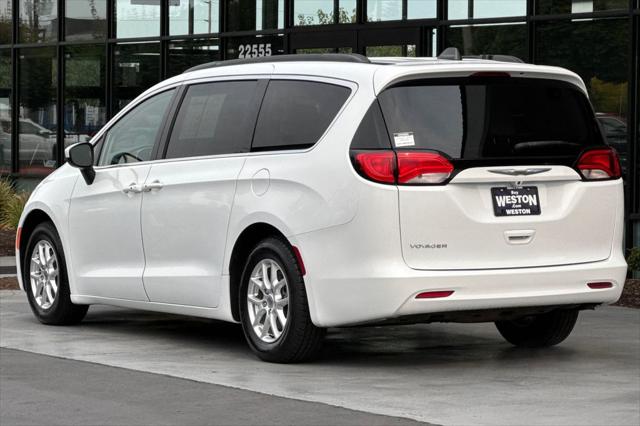 2021 Chrysler Voyager LXI
