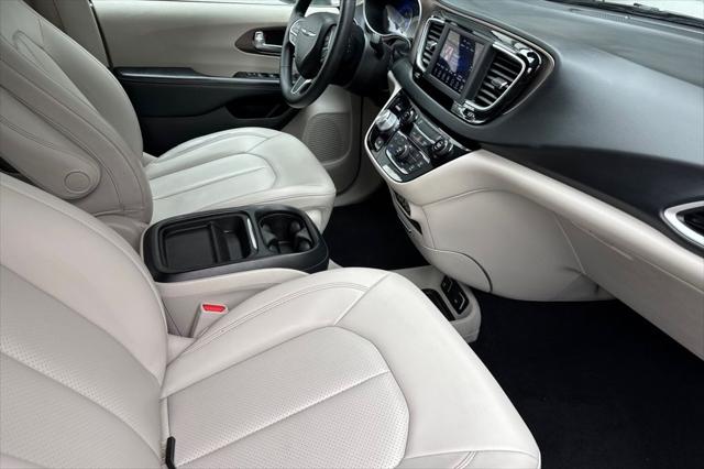 2021 Chrysler Voyager LXI