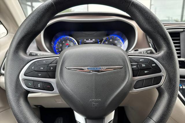 2021 Chrysler Voyager LXI
