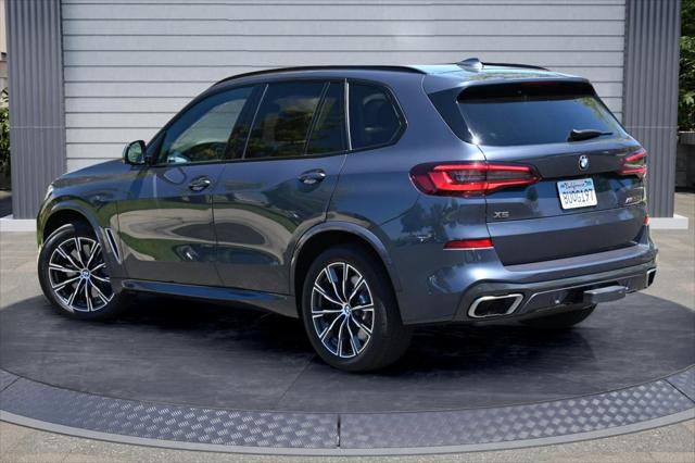 2021 BMW X5 M50i