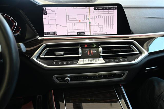 2021 BMW X5 M50i