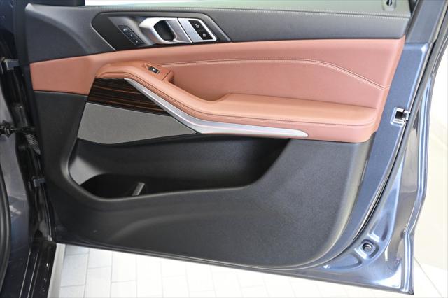 2021 BMW X5 M50i