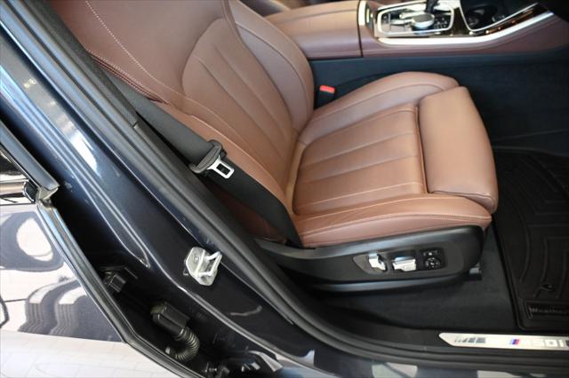2021 BMW X5 M50i