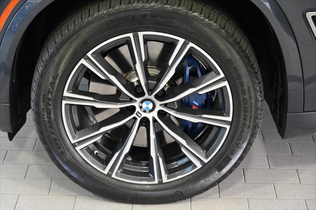 2021 BMW X5 M50i