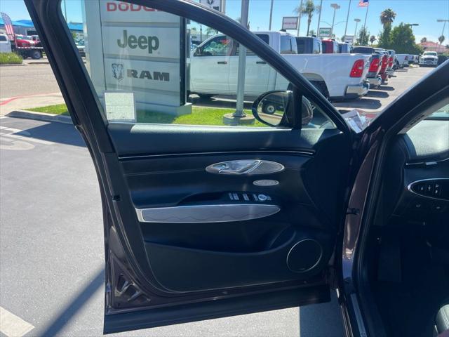2023 Genesis GV70 2.5T AWD
