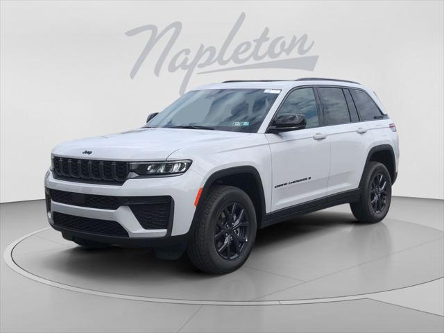 2027 Jeep Grand Cherokee Laredo Altitude