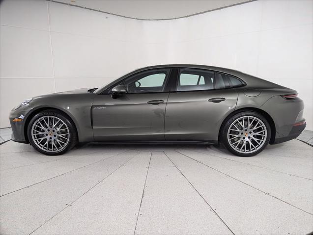 2026 Porsche Panamera E-Hybrid 4
