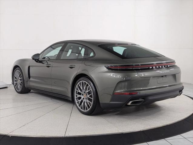 2026 Porsche Panamera E-Hybrid 4