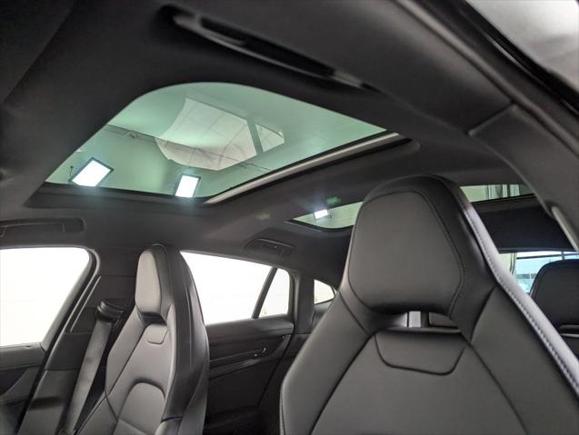 2026 Porsche Panamera E-Hybrid 4
