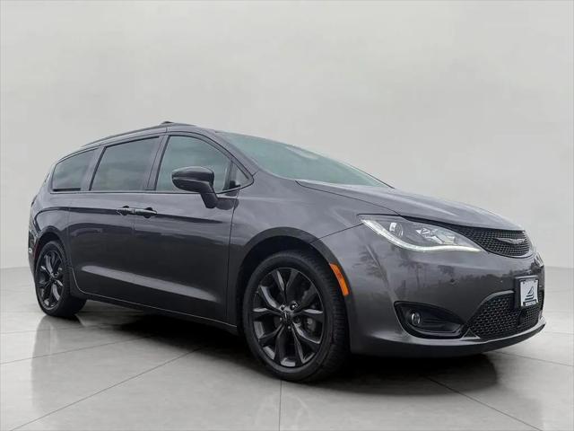2020 Chrysler Pacifica Red S Edition for sale in Oshkosh, WI