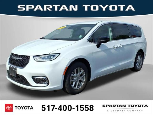 2024 Chrysler Pacifica Touring L for sale in Lansing, MI