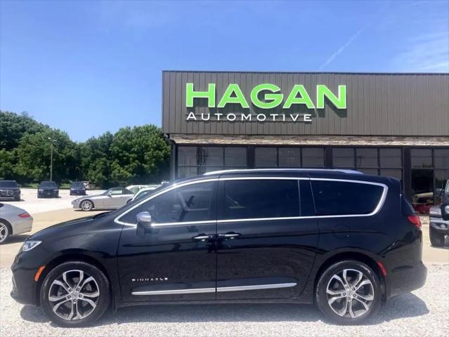 2022 Chrysler Pacifica Pinnacle AWD for sale in Chatham, IL