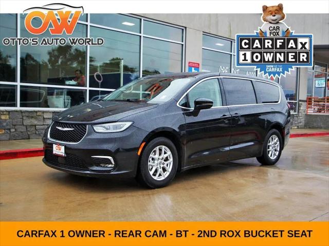 2023 Chrysler Pacifica Touring L for sale in Alvin, TX