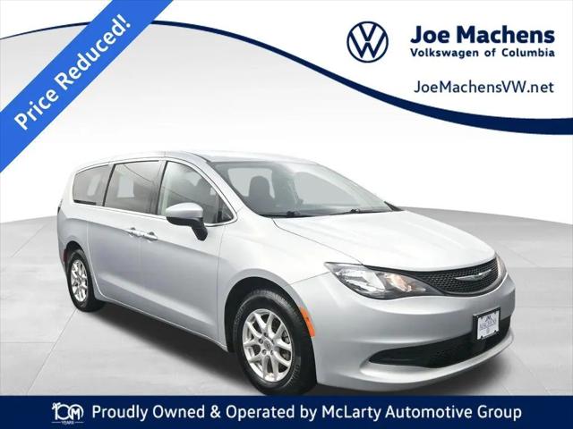 2022 Chrysler Voyager LX for sale in Columbia, MO