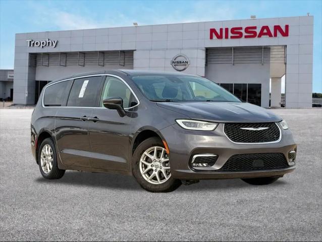 2023 Chrysler Pacifica Touring L for sale in Mesquite, TX