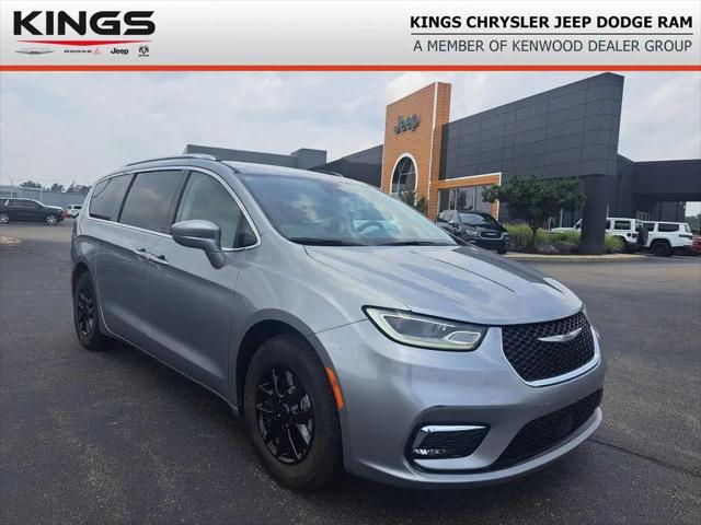 2021 Chrysler Pacifica Touring L for sale in Cincinnati, OH