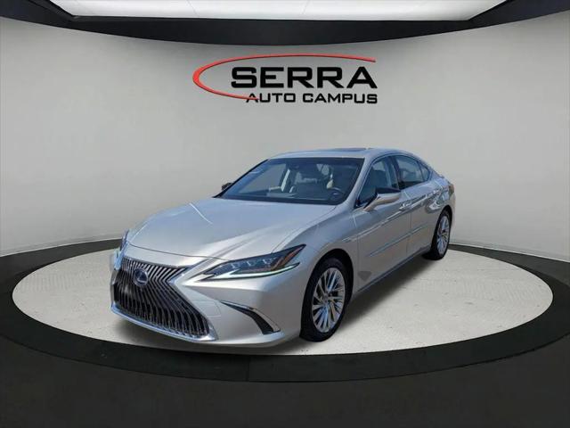 2019 Lexus ES 300h Luxury for sale in Okemos, MI