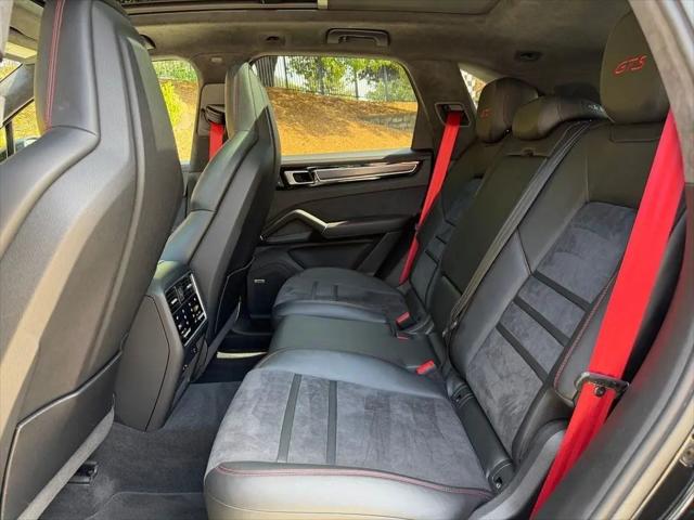 2023 Porsche Cayenne GTS