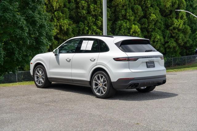 2023 Porsche Cayenne S