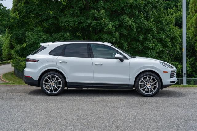 2023 Porsche Cayenne S