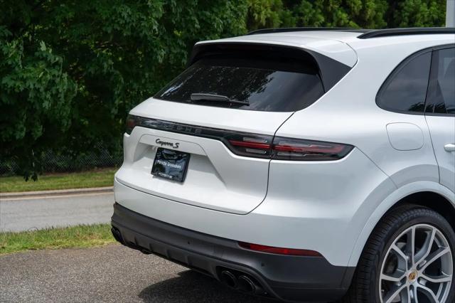 2023 Porsche Cayenne S