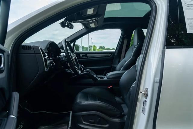 2023 Porsche Cayenne S