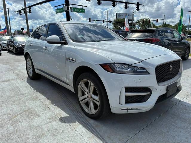 2017 Jaguar F-PACE 35t R-Sport