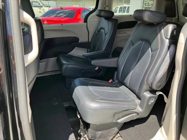 2019 Chrysler Pacifica Touring L