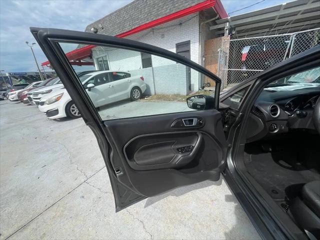 2016 Ford Fiesta SE
