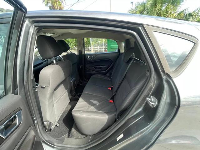 2016 Ford Fiesta SE