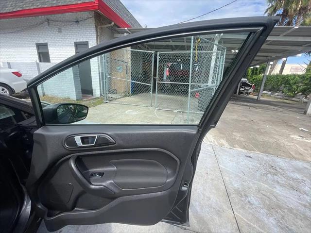 2016 Ford Fiesta SE