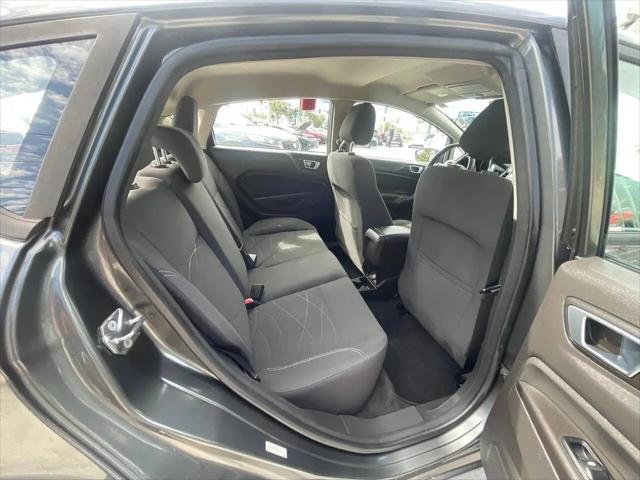 2016 Ford Fiesta SE
