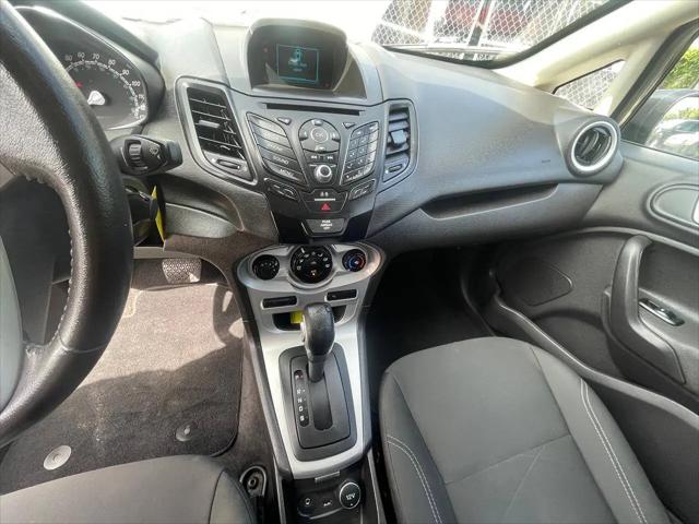 2016 Ford Fiesta SE