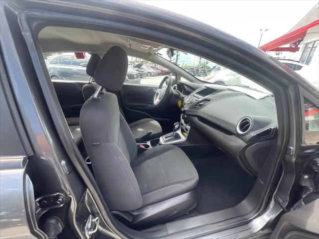 2016 Ford Fiesta SE