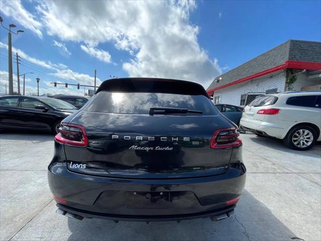 2015 Porsche Macan Turbo