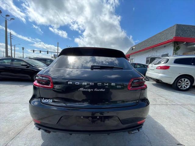 2015 Porsche Macan Turbo