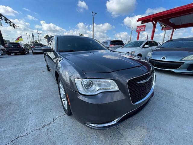 2016 Chrysler 300 Limited