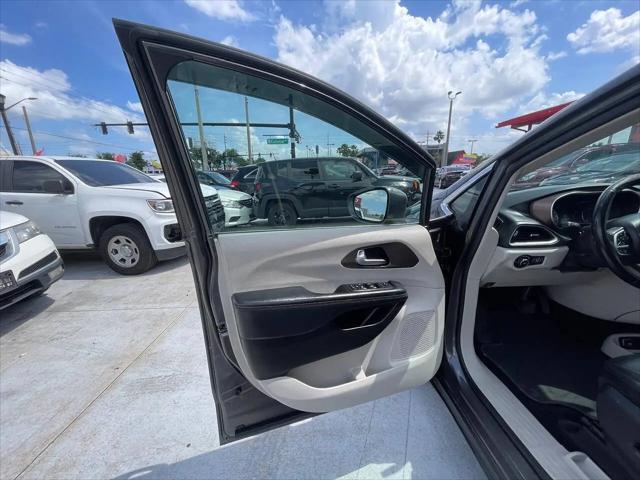 2018 Chrysler Pacifica Touring L