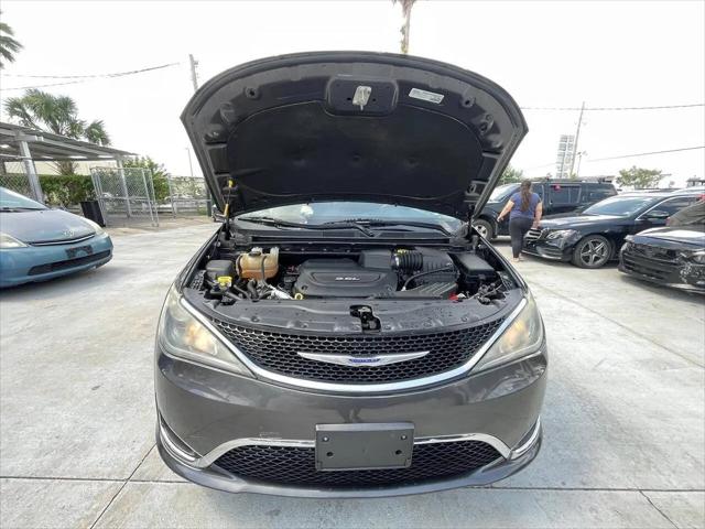 2018 Chrysler Pacifica Touring L