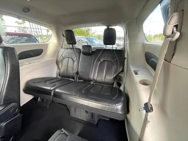 2020 Chrysler Voyager LXI