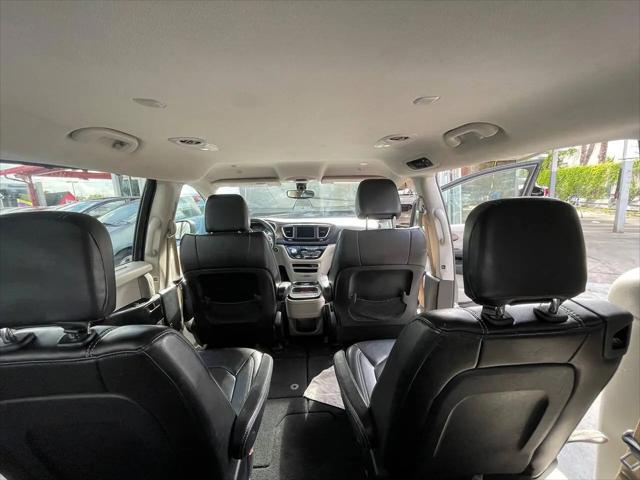 2020 Chrysler Voyager LXI