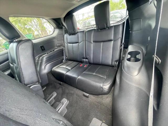 2015 Nissan Pathfinder SL