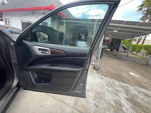 2015 Nissan Pathfinder SL