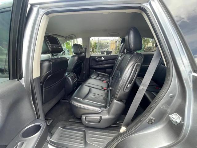 2015 Nissan Pathfinder SL