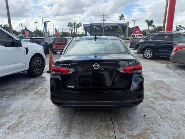 2021 Nissan Versa SV Xtronic CVT